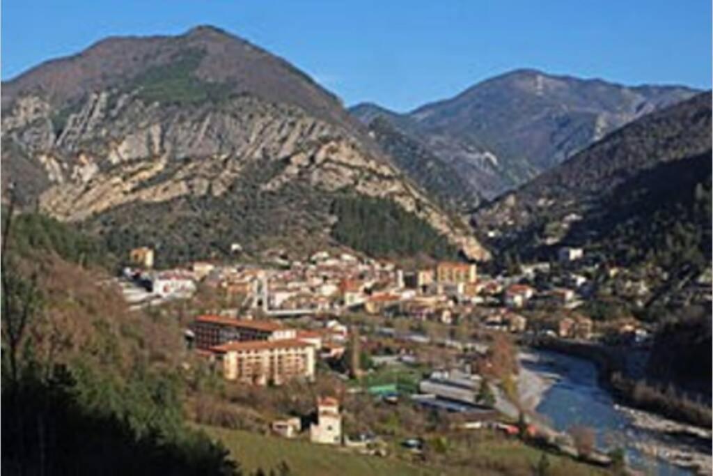 Ferienwohnung 2P Au Coeur Des Montagnes Avec Piscine Chauffee Puget-Théniers Exterior foto