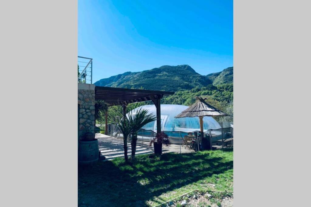 Ferienwohnung 2P Au Coeur Des Montagnes Avec Piscine Chauffee Puget-Théniers Exterior foto